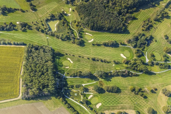 Aerial view, golf course, Golfclub Stahlberg im Lippetal e.V., Ebbeckeweg, Lippborg, Lippetal, Kreis Soest, North Rhine-Westphalia, Germany, DE, Europe, golf, golf course, golf club, Kreis-Soest-Buch, KreisSoestBuch, aerial view, aerial photography, aerial photography, sports, overview, bird's-eye view, meadows and fields, birds-eyes view, overview