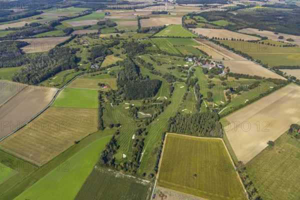 Aerial view, golf course, Golfclub Stahlberg im Lippetal e.V., Ebbeckeweg, Lippborg, Lippetal, Kreis Soest, North Rhine-Westphalia, Germany, DE, Europe, golf, golf course, golf club, Kreis-Soest-Buch, KreisSoestBuch, aerial view, aerial photography, aerial photography, sports, overview, bird's-eye view, meadows and fields, birds-eyes view, overview