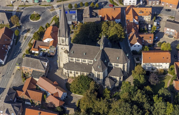 Aerial view, catholic church, pilgrimage basilica St. Ida, town centre Herzfeld, Lippetal, district Soest, North Rhine-Westphalia, Germany, DE, Europe, district Soest-Buch, district Soest-Buch, roundabout, aerial view, aerial photography, aerial photography, overview, bird's-eye view, overview