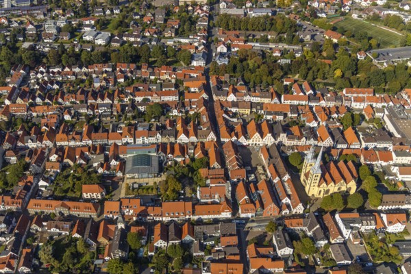 Aerial view, Old Town, Evang.Luth. church St. Nicolai, market place, town hall, Lemgo, East Westphalia-Lippe, OWL, North Rhine-Westphalia, Germany, Old Hanseatic City of Lemgo, place of worship, DE, Europe, religious community, place of worship, property tax, holy place, real estate, church, parish, denomination, aerial view, aerial photography, aerial photography, OWL book, OWL book, Ostwestfalenbuch, religion, religious site, overview, bird's-eye view, residential complex, living and life, residential area, residential buildings, residential quality, residential neighbourhood, housing estate, birds-eyes view, historic old town, historic sight, overview, red roofs