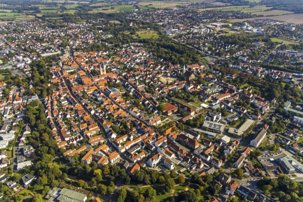 Aerial view, Old Town, Evang.Luth. church St. Nicolai, Lemgo, Ostwestfalen-Lippe, OWL, North Rhine-Westphalia, Germany, Old Hanseatic City of Lemgo, place of worship, DE, Europe, religious community, place of worship, property tax, holy place, real estate, church, parish, denomination, aerial view, aerial photography, aerial photography, OWL book, OWL book, Ostwestfalenbuch, religion, religious site, overview, bird's-eye view, residential complex, living and life, residential area, residential buildings, residential quality, residential neighbourhood, housing estate, bird's-eye view, historic old town, historic sight, overview, red roofs