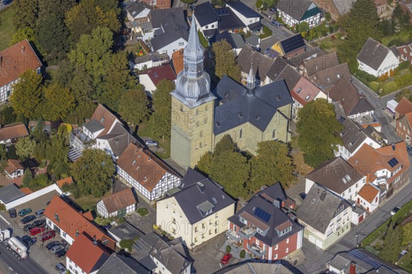 Aerial view, town view, St. Stephanus Kirche, Oestinghausen, Lippetal, Kreis Soest, North Rhine-Westphalia, Germany, place of worship, DE, Europe, religious community, place of worship, property tax, real estate, city centre, church, parish, denomination, Kreis-Soest-Buch, KreisSoestBuch, aerial view, aerial photography, aerial photography, religion, city centre, overview, bird's-eye view, residential area, living and life, residential area, residential buildings, quality of life, residential quarter, housing estate, birds-eyes view, overview