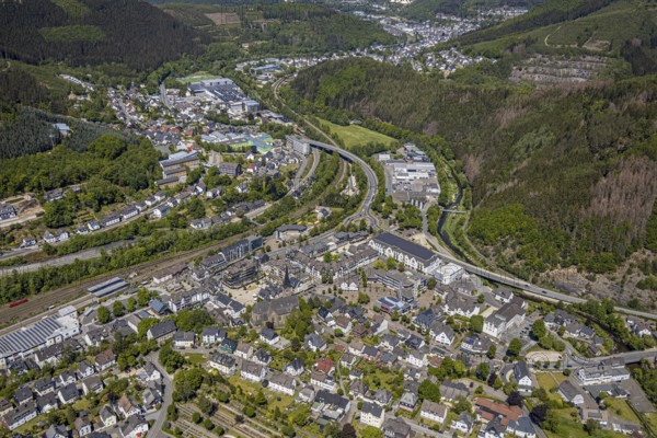 Aerial view, local view Altenhundem, St. Josefs-Hospital Lennestadt, city administration town hall Lennestadt, Lennestadt, Sauerland, North Rhine-Westphalia, Germany, authority, federal road B236, DE, Europe, health care, hospital, clinic, clinic centre, hospital, roundabout, Lucas'scher Bogen, aerial view, aerial photography, aerial photography, medical facility, medical assistance, emergency service, town hall, overview, bird's eye view, birds-eyes view, overview, medical care