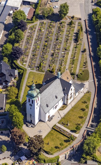 Aerial view, catholic church St. Jakobus der Ältere, cemetery Elspe, Elspe, Lennestadt, Sauerland, North Rhine-Westphalia, Germany, place of worship, burial place, DE, Europe, cemetery, memorial site, religious community, place of worship, house of God, graves, burial ground, church, parish, denomination, aerial photograph, aerial photography, aerial photography, resting place, overview, bird's-eye view, birds-eyes view, overview