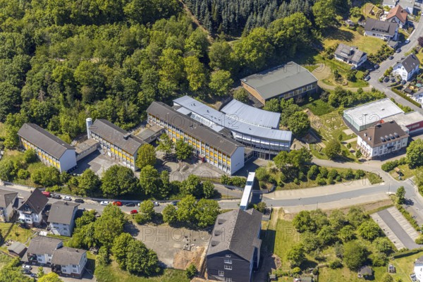 Aerial photo, Gymnasium der Stadt Lennestadt, Altenhundem, Lennestadt, Sauerland, North Rhine-Westphalia, Germany, education, educational institution, DE, Europe, grammar school, educational institute, aerial photography, aerial photography, aerial photography, school, overview, bird's-eye view, birds-eyes view, overview