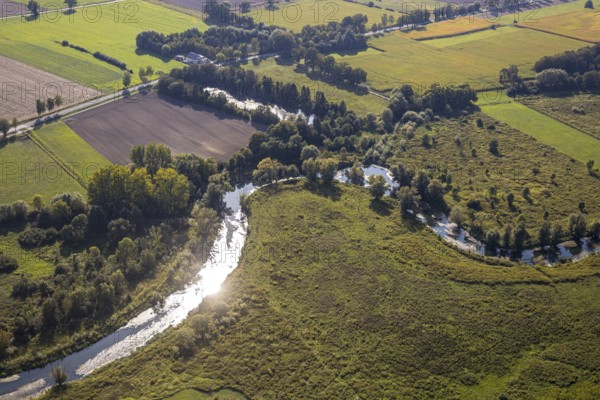 Aerial view, nature reserve Lippeaue, river Lippe, Liesborn, Wadersloh, district Soest, North Rhine-Westphalia, Germany, Benninghauser Heide, DE, Europe, Göttinger Straße, district Soest-Buch, district Soest-Buch, cultural landscape, Lippstadt, aerial view, aerial photography, aerial photography, NSG Lippeaue, nature conservation, nature reserve, overview, riparian forestation, bird's-eye view, meadows and fields, birds-eyes view, overview