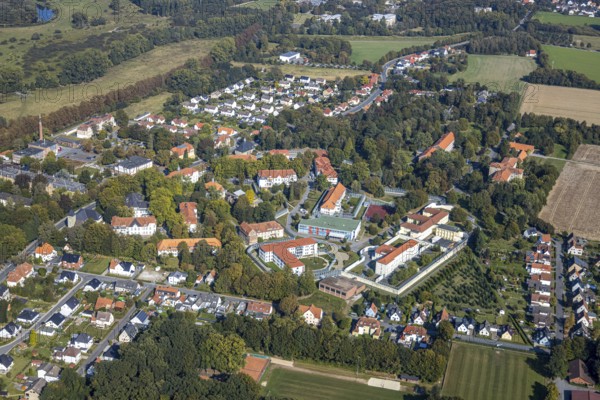 Aerial view, LWL Centre for Forensic Psychiatry Lippstadt, Eickelborn, Lippstadt, Soest district, North Rhine-Westphalia, Germany, Treatment of offenders due to mental illness, DE, Eickelbornstraße, Europe, Specialist clinic, Healthcare, Clinic, clinic grounds, Kreis-Soest-Buch, KreisSoestBuch, aerial view, aerial photography, aerial photography, forensic clinic, medical facility, medical help, overview, bird's-eye view, forensic clinic, overview, medical care