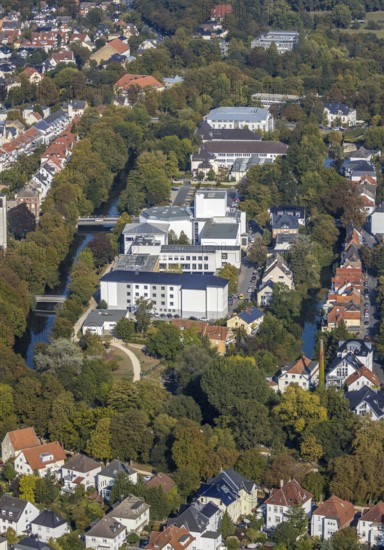 Aerial photo, Europaschule Ostendorf-Gymnasium, Stadttheater Lippstadt, Nikolaischule, Fluss Lippe, Lippstadt, Kreis Soest, North Rhine-Westphalia, Deutschland, Bildung, Bildungseinrichtung, Cappeltor, DE, Europa, Gastronomie, Grundschule, Gymnasium, Hotel, Hotelanlagen, Hotelgewerbe, Kanustrecke Burgstraße, Kreis-Soest-Buch, KreisSoestBuch, culture, art, educational institute, aerial view, aerial photography, aerial photography, Ostendorfallee, Quality Hotel Lippstadt, drama, school, theatre, overview, events, venue, event location, bird's-eye view, birds-eyes view, cultural use, overview