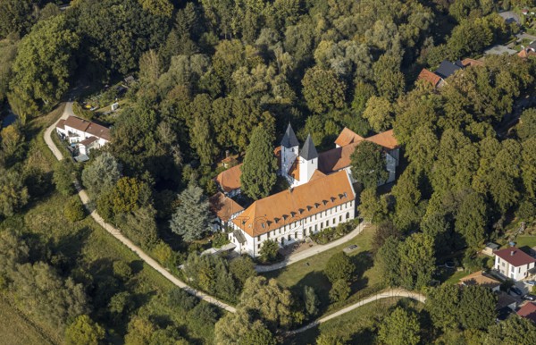 Aerial view, Stift Cappel-Berufskolleg, Cappel, Lippstadt, Kreis Soest, North Rhine-Westphalia, Germany, vocational school, education, educational institution, Cappeler Stiftsallee, DE, Europe, health care, Kreis-Soest-Buch, KreisSoestBuch, teaching institute, aerial view, aerial photography, aerial photography, school, social services, overview, bird's-eye view, forest area, birds-eyes view, overview