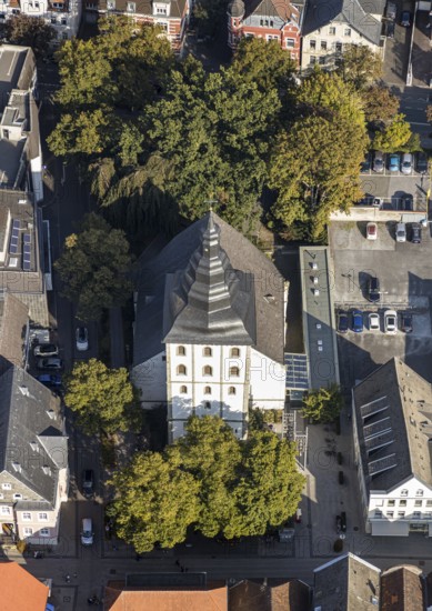 Aerial view, Jakobikirche, Lippstadt, Kreis Soest, North Rhine-Westphalia, Germany, place of worship, DE, Europe, faith community, place of worship, holy place, church, parish, denomination, Kreis-Soest-Buch, KreisSoestBuch, Lange Straße, aerial view, aerial photography, aerial photography, religion, religious site, overview, bird's-eye view, birds-eyes view, overview