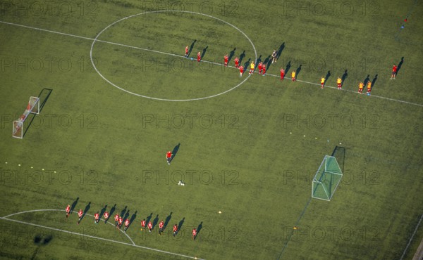 Aerial view, sports facility, SV Lippstadt 08 stadium, Liebelt-Arena, football players training, Lippstadt, Soest district, North Rhine-Westphalia, Germany, distance rule, arena, corona measures, corona virus, DE, Europe, football field, football pitch, football stadium, football club, hygiene measures, Kreis-Soest-Buch, KreisSoestBuch, aerial view, aerial photography, aerial photography, shadow casting, sports, sports facilities, sports field, sports facility, stadium, Stadion Am Bruchbaum, overview, bird's-eye view, Wiedenbrücker Straße, birds-eyes view, overview