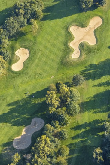 Aerial view, golf course, GolfClub Lippstadt, Lippstadt, Kreis Soest, North Rhine-Westphalia, Germany, DE, Europe, shapes and colours, golf, golf course, golf club, Kreis-Soest-Buch, KreisSoestBuch, aerial photograph, aerial photography, aerial photography, sports, overview, bird's-eye view, forest area, Wiesenhausweg, birds-eyes view, overview