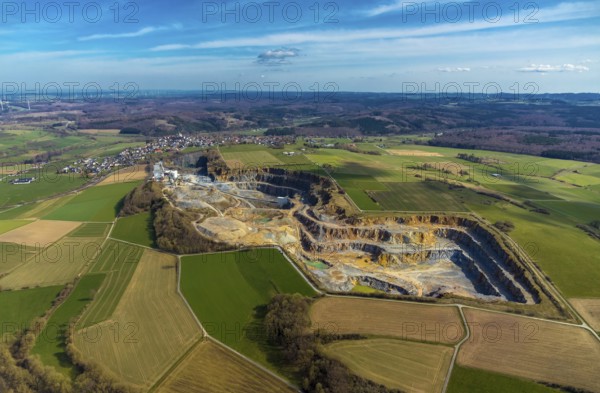 Aerial view, WESTKALK GmbH & Co. KG, Kallenhardt quarry, Suttrop, Kallenhardt, Rüthen, Sauerland, North Rhine-Westphalia, Germany, Warstein, DE, Europe, birds-eyes view, aerial photograph, aerial photography, aerial photography, overview, bird's-eye view