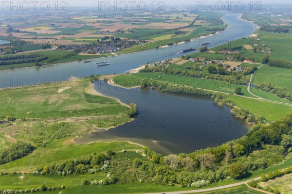 Aerial view, river Rhine, lake in the nature reserve Grietherorter Altrhein, Rees, Lower Rhine, North Rhine-Westphalia, Germany, DE, Europe, aerial view, aerial photography, aerial photography, lake, overview, bird's-eye view, overview