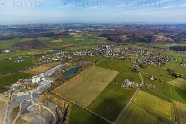 Aerial photograph, WESTKALK GmbH & Co. KG, Kallenhardt quarry, Suttrop, Kallenhardt, Rüthen, Sauerland, North Rhine-Westphalia, Germany, DE, Europe, birds-eyes view, aerial photography, aerial photography, overview, overview, bird's eye view