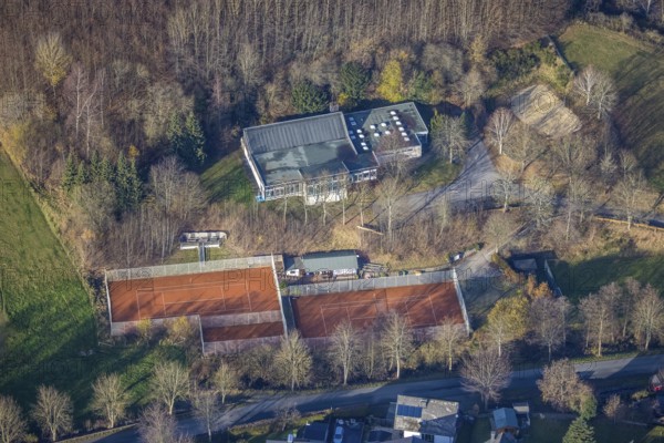 Aerial view, indoor swimming pool Bödefeld, tennis facility Zum Sportpark, Westernbödefeld, Schmallenberg, Sauerland, North Rhine-Westphalia, Germany, bathing establishment, bathing resort, DE, Europe, indoor swimming pool, aerial view, aerial photography, aerial photography, swimming pool, sports, tennis, tennis facility, tennis courts, overview, bird's-eye view, overview
