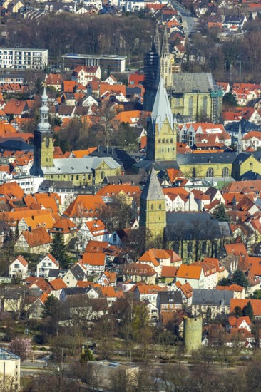 Aerial view, city centre view, old town, protestant church Sankt Maria zur Wiese, St. Petri Alde Kerke, St. Patrokli-Dom, Sankt Pauli Kirche, Soest, Soester Börde, North Rhine-Westphalia, Germany, place of worship, City, DE, Domplatz, Europe, religious community, place of worship, property tax, real estate, church, parish, denomination, aerial view, aerial photography, aerial photography, Paulistraße, Petrikirchhof, religion, overview, bird's-eye view, Wiesenstraße, living and life, residential area, residential buildings, birds-eyes view, overview, red roofs, red house roofs