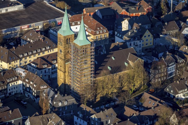 Aerial view, renovation Christuskirche Schwelm, Altmarkt, Kirchplatz, Schwelm, Ruhr area, North Rhine-Westphalia, Germany, Altstadt, DE, Europe, property tax, real estate, city centre, aerial view, aerial photography, aerial photography, apartment buildings, apartment buildings, city view, city centre, overview, bird's eye view, living and life, residential area, residential buildings, birds-eyes view, overview