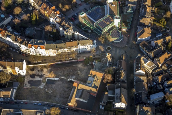 Aerial view, brownfield site Neumarkt Schulstraße, Schwelm, Ruhr area, North Rhine-Westphalia, Germany, DE, Europe, property tax, real estate, climbing gym in Schwelm, climbing park Altes brewhouse, aerial view, aerial photography, aerial photography, Städtische Sparkasse zu Schwelm, overview, bird's eye view, living and working, living and life, residential area, residential buildings, birds-eyes view, overview