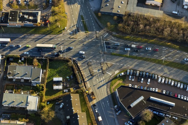 Aerial view, intersection Carl-Vom-Hagen-Straße, Talstraße, Ruhrstraße, Schwelm, Ruhr area, North Rhine-Westphalia, Germany, DE, Europe, Landesstraße 483, aerial view, aerial photography, aerial photography, road traffic, overview, traffic volume, bird's-eye view, overview