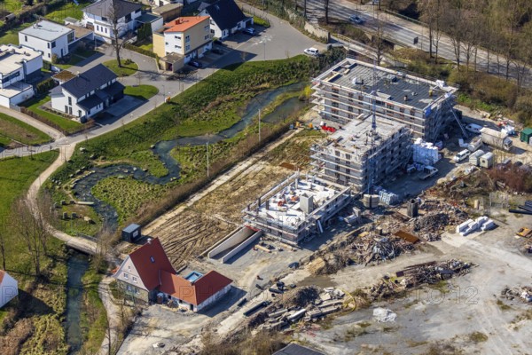 Aerial photo, Uferhaus am Soestbach construction area, Soest, Soester Börde, North Rhine-Westphalia, Germany, construction work, construction area, construction site, building plots, construction project, construction site, DE, Europe, Feldmühlenweg, property tax, real estate, capacity requirements, aerial photograph, aerial photography, aerial photography, new construction, Soestbach, overview, bird's-eye view, residential complex, living and living, residential buildings, residential neighbourhood, birds-eyes view, overview