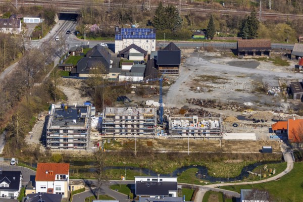 Aerial photo, Uferhaus am Soestbach construction area, Soest, Soester Börde, North Rhine-Westphalia, Germany, construction work, construction area, construction site, building plots, construction project, construction site, DE, Europe, Feldmühlenweg, property tax, real estate, capacity requirements, aerial photograph, aerial photography, aerial photography, new construction, Soestbach, overview, bird's-eye view, residential complex, living and living, residential buildings, residential neighbourhood, birds-eyes view, overview