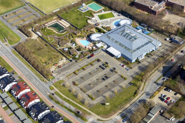 Aerial view, AquaFun, AquaSpa, sauna world and bathing world, Soest, Soester Börde, North Rhine-Westphalia, Germany, bathing establishment, bathing resort, DE, Europe, outdoor pool, leisure, aerial view, aerial photography, aerial photography, car parks, swimming pool, overview, bird's eye view, wellness, birds-eyes view, overview