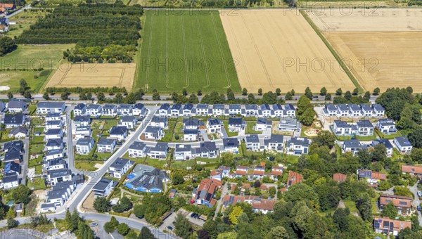 Aerial view, new development area Am Walzwerk, Bergenring, Soest, Soester Börde, North Rhine-Westphalia, Germany, DE, Europe, birds-eyes view, aerial photography, aerial photography, overview, overview, bird's eye view
