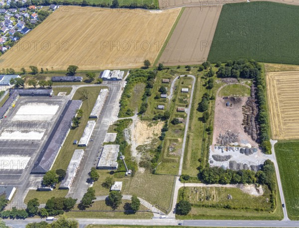 Aerial view, former Kanaal van Wessem barracks, military chapel being restored, Hiddinser Weg, planned refugee camp, Soest, Soester Börde, North Rhine-Westphalia, Germany, DE, Europe, birds-eyes view, aerial view, aerial photography, aerial photography, overview, bird's eye view