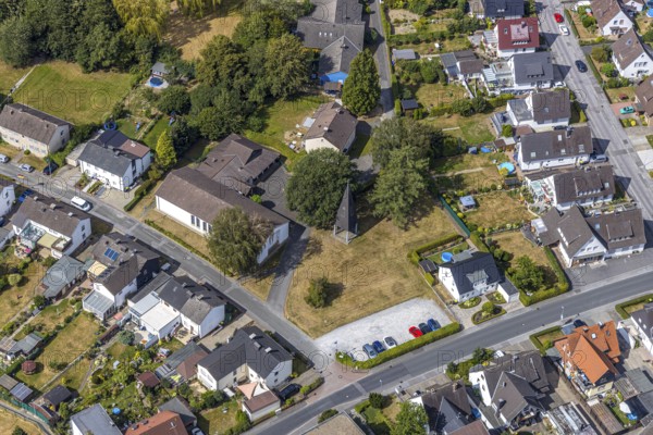 Aerial view, Paul-Gerhardt-Haus, evang. parish, Menden, Sauerland, Märkischer Kreis, North Rhine-Westphalia, Germany, place of worship, DE, Europe, faith community, place of worship, church, parish, denomination, aerial view, aerial photography, aerial photography, religion, overview, bird's-eye view, birds-eyes view, overview