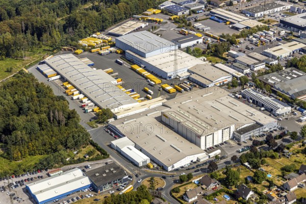 Aerial view, Meisenweg industrial estate, DHL Freight GmbH, Menden, Sauerland, Märkischer Kreis, North Rhine-Westphalia, Germany, DE, Europe, freight forwarding service, commercial enterprises, commercial area, commercial park, commercial location, commercial use, freight traffic, industrial area, industrial location, logistics, logistics service, logistics service provider, logistics provider, logistics centre, aerial photograph, aerial photography, aerial photography, freight forwarding, transport, transport service, overview, bird's eye view, birds-eyes view, overview
