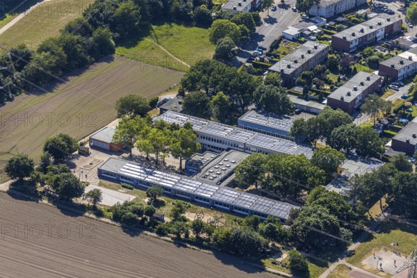 Aerial photo, KiTa Kindergarten Bauklötzchen, Eick, Mörs, Ruhr area, North Rhine-Westphalia, Germany, DE, Europe, birds-eyes, view, aerial photography, aerial photography, overview, bird's eye view, childcare, education, day care centre, day nursery, pedagogy