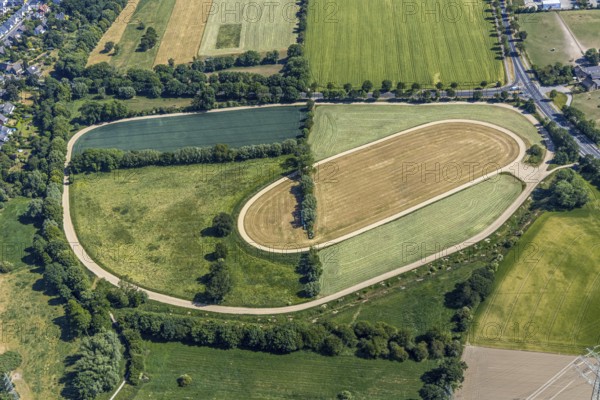 Aerial photo, horse racecourse, Mörs, Ruhr area, North Rhine-Westphalia, Germany, DE, Europe, birds-eyes, view, aerial photography, aerial photography, aerial photography, overview, overview, bird's eye view, equestrian sports, horses, equestrian sports, sport, hobby, leisure