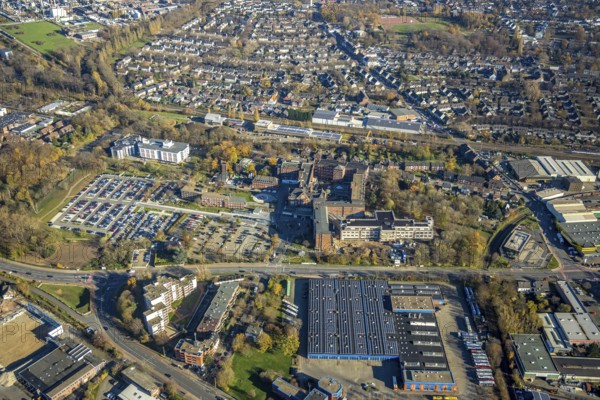 Aerial view, Stiftung Krankenhaus Bethanien Mörs, Mörs, Ruhr area, North Rhine-Westphalia, Germany, Bethanienstraße, DE, Europe, healthcare, hospital, helipad, clinic, clinic centre, hospital, aerial view, aerial photography, aerial photography, medical facility, medical aid, emergency service, overview, bird's-eye view, overview, medical care