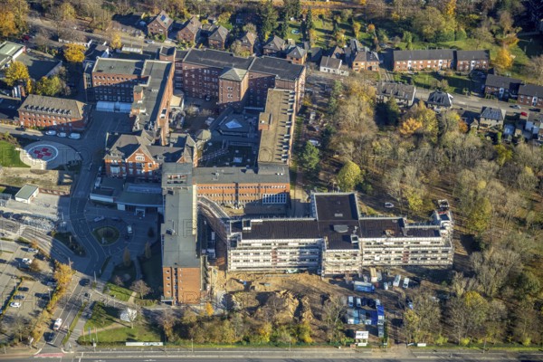 Aerial view, Stiftung Krankenhaus Bethanien Mörs, Mörs, Ruhr area, North Rhine-Westphalia, Germany, Bethanienstraße, DE, Europe, healthcare, hospital, helipad, clinic, clinic centre, hospital, aerial view, aerial photography, aerial photography, medical facility, medical aid, emergency service, overview, bird's-eye view, overview, medical care