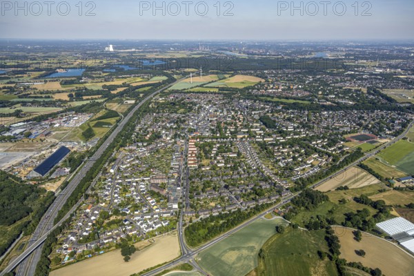 Aerial view, motorway A42, overview Repelen Rheinkamp, Mörs, Ruhr area, North Rhine-Westphalia, Germany, DE, Europe, birds-eyes, view, aerial photography, aerial photography, overview, bird's eye view, transport, traffic, infrastructure, logistics, road traffic