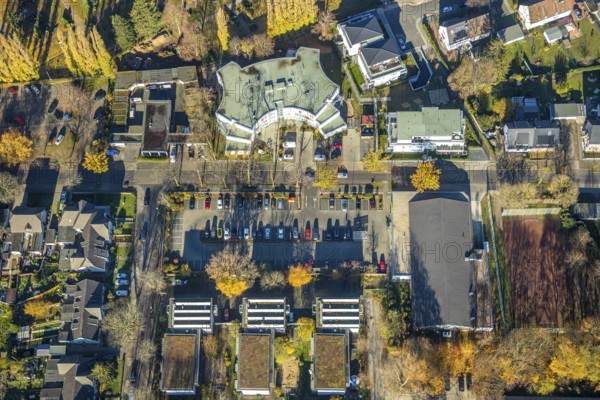 Aerial view, Grafschafter Diakonie Haus für Jung und Alt, Johannes Kindergarten Meerbeck, Blücher Straße, AWO Verein für Vormundschaften und Betreuungen, Rheinkamp-Meerbeck, Mörs, Ruhr area, North Rhine-Westphalia, Germany, care and nursing, DE, Europe, kindergarten, day nursery, day care centre, day nursery, aerial photograph, aerial photography, aerial photography, care facility, care home, overview, bird's eye view, birds-eyes view, overview