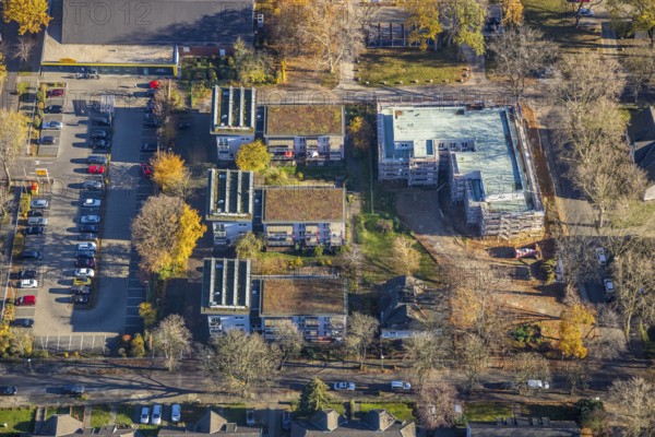 Aerial photo, construction site Eupener Straße, AWO Association for Guardianship and Care, Rheinkamp-Meerbeck, Mörs, Ruhr area, North Rhine-Westphalia, Germany, construction work, building, construction area, building site, building plots, construction project, construction site, care and nursing, DE, Eupener Straße, Europe, kindergarten, day nursery, day care centre, day nursery, aerial view, aerial photography, aerial photography, new building, nursing facility, nursing home, overview, bird's-eye view, overview