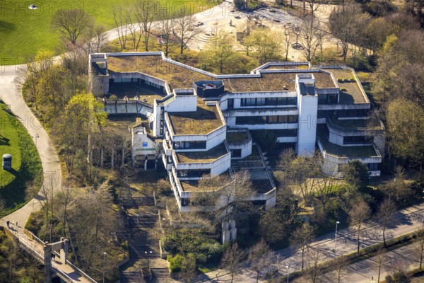 Aerial photography, Heinrich-Thöne-Volkshochschule an der bergstraße, Linksruhr, Mülheim an der Ruhr, Ruhr area, North Rhine-Westphalia, Germany, Mülheim, an, der, Ruhr, DE, Europe, birds-eyes, view, aerial photography, aerial photograph, aerial photography, overview, overview, bird's eye view, adult education centre, education, science, hobby, further education