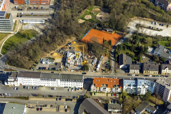 Aerial view, construction site, new building Düsseldorfer Straße 162, TC Roptweiss Saarn, Linksruhr, Mülheim an der Ruhr, Ruhr area, North Rhine-Westphalia, Germany, Mülheim, an, der, Ruhr, DE, Europe, birds-eyes, view, aerial photography, aerial photography, overview, overview, bird's eye view, living, flat, houses, apartment buildings, housing estate, settlement, hobby, sport, training, team, championship, clay court, tennis, tennis playing, tennis club
