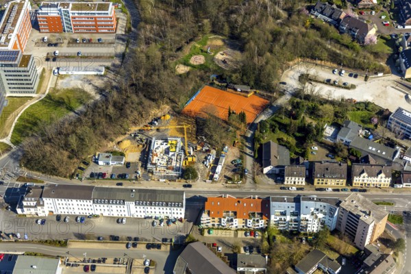 Aerial view, construction site, new building Düsseldorfer Straße 162, TC Roptweiss Saarn, Linksruhr, Mülheim an der Ruhr, Ruhr area, North Rhine-Westphalia, Germany, Mülheim, an, der, Ruhr, DE, Europe, birds-eyes, view, aerial photography, aerial photography, overview, overview, bird's eye view, living, flat, houses, apartment buildings, housing estate, settlement, hobby, sport, training, team, championship, clay court, tennis, tennis playing, tennis club