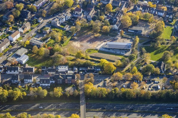 Aerial view, sports field Von-der-Tann-Straße, new sports park Styrum with park of the Feldmann Foundation, construction site new building, Styrum, Mülheim an der Ruhr, Ruhr area, North Rhine-Westphalia, Germany, DE, Europe, aerial view, aerial photography, aerial photography, photovoltaics, photovoltaic system, solar, solar system, solar energy, solar energy, sports, sports facilities, sports park Styrum, sports field, sports facility, overview, bird's-eye view, bird's-eye view, overview