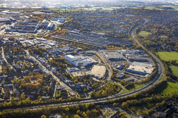 Aerial view, industrial area Dümpten, Mannesmannallee, motorway A40, Dümpten - West, Mülheim an der Ruhr, Ruhr area, North Rhine-Westphalia, Germany, Aldi supermarket, Aldi Süd, DE, Europe, commercial enterprises, commercial area, commercial park, commercial location, commercial use, property tax, real estate, industrial area, industrial building, industrial site, aerial view, aerial photography, aerial photography, apartment buildings, metro, apartment buildings, photovoltaic, photovoltaic system, solar, solar system, solar energy, solar energy, overview, bird's-eye view, residential complex, living and living, residential area, residential buildings, birds-eyes view, overview