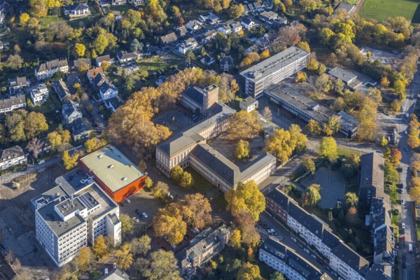Aerial view, school centre, Städt. Realschule Stadtmitte, Gymnasium Otto-Pankok-Schule, Berufskolleg Stadtmitte, Von-buck-Straße, Altstadt I - Südost, Mülheim an der Ruhr, Ruhr Area, North Rhine-Westphalia, Deutschland, Bildung, Bildungseinrichtung, DE, Europa, Gymnasium, Lehrinstitut, Luftaufnahme, Luftbildfotografie, Luftfotografie, Realschule, Schule, Übersicht, Vogelperspektive, birds-eyes view, overview