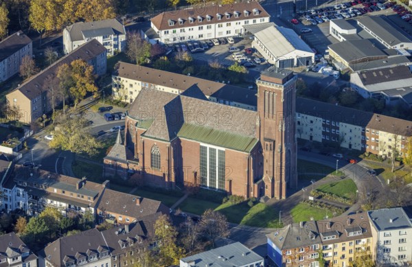 Aerial view, catholic church Sankt Engelbert, Altstadt II, Mülheim an der Ruhr, Ruhr area, North Rhine-Westphalia, Germany, place of worship, DE, Engelbertusstraße, Europe, religious community, place of worship, holy place, church, parish, denomination, aerial view, aerial photography, aerial photography, religion, religious site, overview, bird's-eye view, birds-eyes view, overview