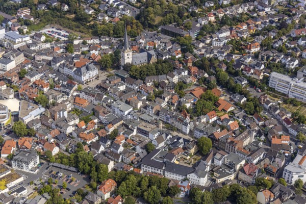 Aerial view, city centre, market place, old town hall, catholic church St. Vincenz, Menden, Sauerland, Märkischer Kreis, North Rhine-Westphalia, Germany, place of worship, city, DE, shopping place, shopping street, shopping centre, Europe, pedestrian zone, religious community, house of worship, local museum, church, parish, church square, denomination, cultural history, aerial view, aerial photography, aerial photography, museum, local view, religion, townscape, city centre, overview, bird's eye view, birds-eyes view, overview