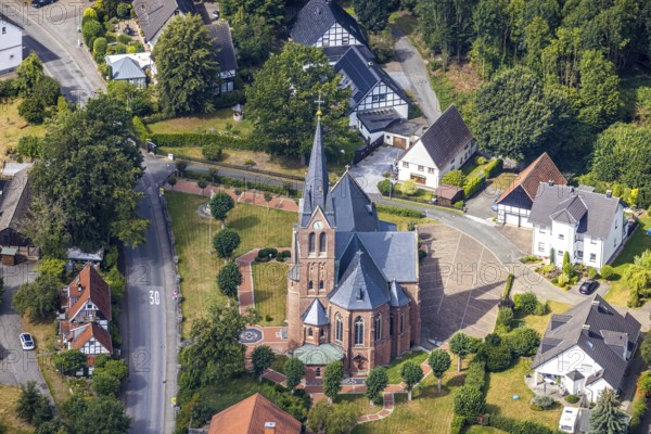 Aerial view, catholic church St. Antonius Einsiedler, Halinger Dorfstraße, Antoniuskirchplatz, Menden, Sauerland, Märkischer Kreis, North Rhine-Westphalia, Germany, place of worship, DE, Europe, religious community, church, parish, denomination, aerial view, aerial photography, aerial photography, aerial photography, religion, overview, bird's-eye view, birds-eyes view, overview