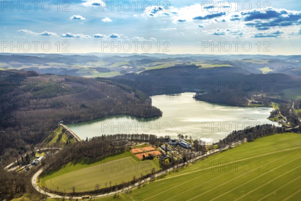 Aerial view, Hennetalsperre, Hennesee, Welcome Hotel Meschede Hennesee, Meschede, Sauerland, North Rhine-Westphalia, Germany, DE, food and drink, Europe, distant view, shapes and colours, inn, gastronomy, Hennedamm, hotel, hotel facilities, hotel industry, hilly landscape, landscape panorama, aerial view, aerial photography, aerial photography, mixed forest, coniferous forest, sport, dam wall, reservoir, dam, tennis, tennis facility, tennis courts, overview, bird's-eye view, forest, forest area, forest dieback, Welcome Hotel Meschede/Hennesee, birds-eyes view, overview