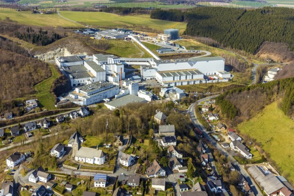 Aerial view, Brewery C.& A. VELTINS GmbH & Co. KG, new construction high-bay warehouse, Grevenstein, Meschede, Sauerland, North Rhine-Westphalia, Germany, An der Streue, construction work, construction site, construction crane, construction measure, construction project, construction site, brewery, DE, Europe, beverage manufacturer, capacity requirements, aerial view, aerial photography, aerial photography, new construction, overview, Veltins, bird's eye view, birds-eyes view, overview