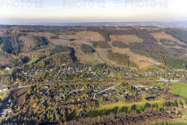 Aerial view, forest damage, deforestation, holiday settlement, holiday homes, view of Frenkhausen, Meschede, Sauerland, North Rhine-Westphalia, Germany, DE, Europe, aerial view, aerial photography, aerial photography, overview, bird's eye view, forest, forest area, forest dieback, birds-eyes view, overview